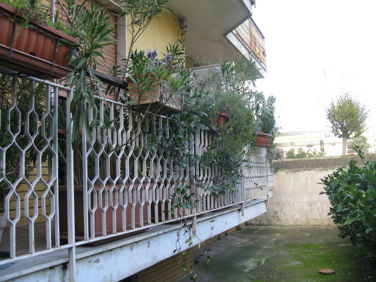 Hotel Le Stanze Di Ginevra - Via Tescione Caserta Exterior foto