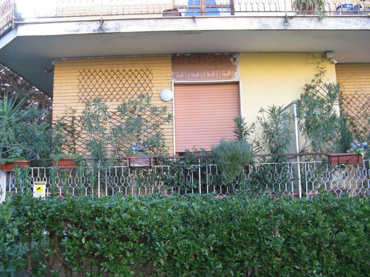 Hotel Le Stanze Di Ginevra - Via Tescione Caserta Exterior foto
